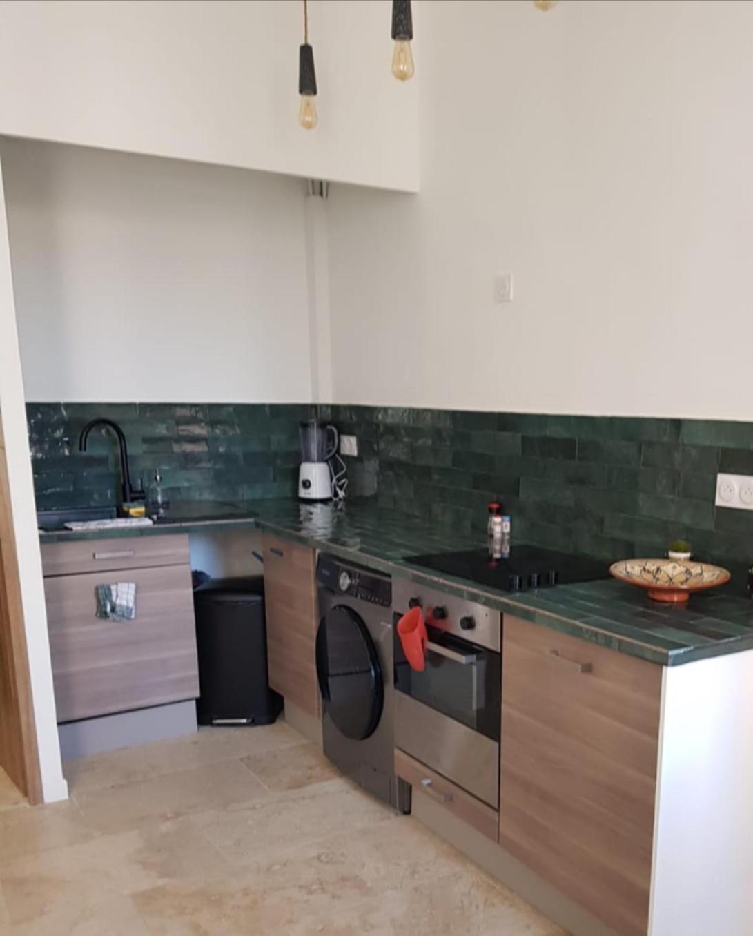 Central And Comfortable Studio, Near Train Station Marsilia Exterior foto